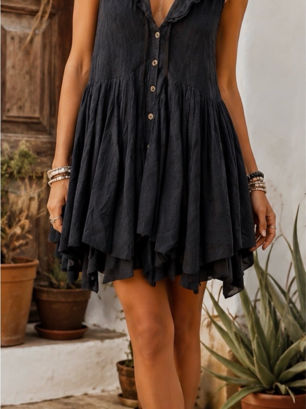 Myrine & Me Embroidered Ruffle Collar Tiered Boho Mini Dress Tunic Sleeveless - Picture 3 of 3